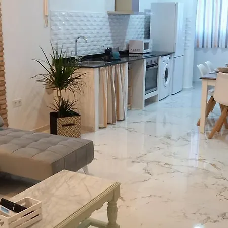 Confort 2 アパート